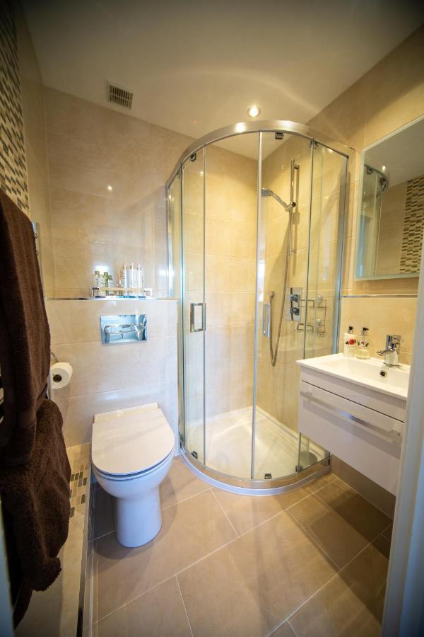 Trethvor House Ensuite Double Room With Free Parking In Quiet Residential Area Padstow Exterior foto