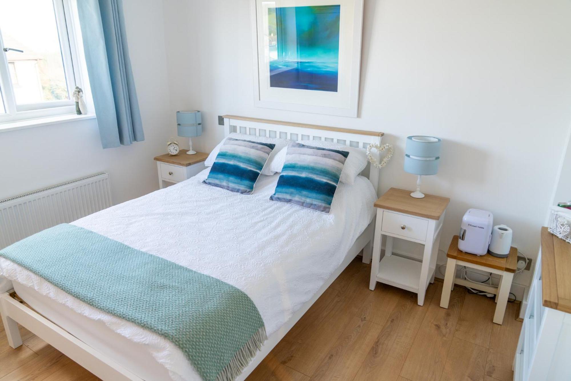 Trethvor House Ensuite Double Room With Free Parking In Quiet Residential Area Padstow Exterior foto